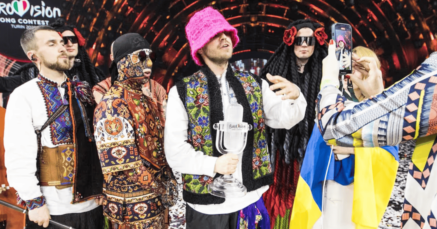 UK Retailers Gain From £13.6 Billion Business Rates Support